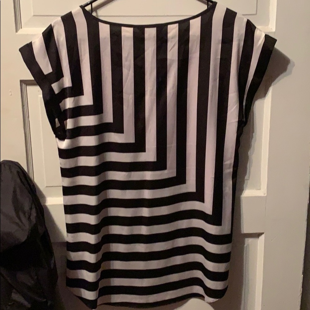 Express top - Picture 3 of 3